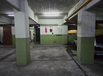 Garage · 13m² · Cochera Cubierta - Excelente Ubicación