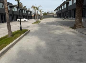 Casa de 4 ambientes, Ezeiza · Zen View Village