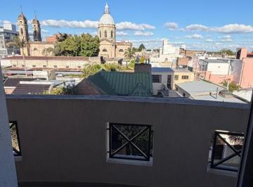 Departamento · 70m² · 2 Dormitorios · 1 Cochera · Alquiler Departamento 2 Dorm Cochera Centro Sur