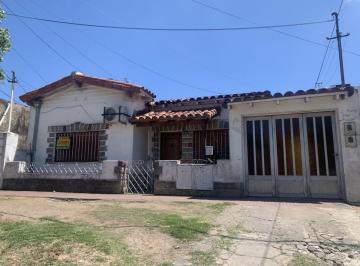 Casa de 4 ambientes, Lomas de Zamora · Chalet con Dos Viviendas en Lomas de Zamora