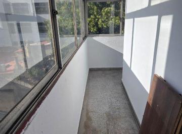 Departamento de 3 ambientes, Monserrat · Muy Buen Dpto 3 Amb con Balcón Corrido