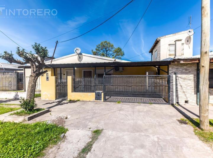 Casa · 110m² · 3 Ambientes · 1 Cochera