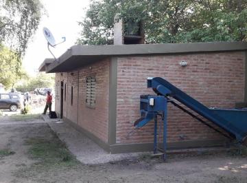 Casa · 900ha · 3 Ambientes · Alquilo Casa con Tinglado de 70 m² en Salsipuedes B El Talita