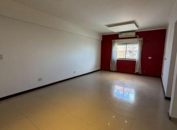 Departamento de 4 ambientes, La Matanza · Departamento en Alquiler C/ Cochera en Ciudad Madero