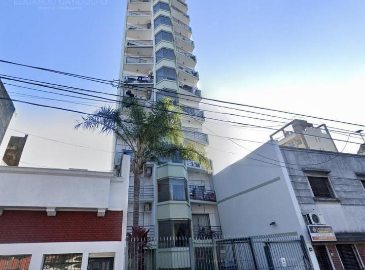 Departamento · 43m² · 2 Ambientes · 1 Cochera