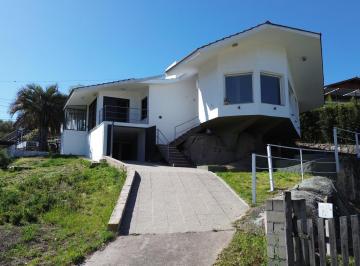 Casa · 540m² · 10 Ambientes · 4 Cocheras · Casa en Villa del Lago