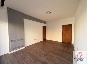 Departamento · 75m² · 2 Ambientes · Departamento de 2 Dorm. en Alquiler, Chacabuco 52, Centro