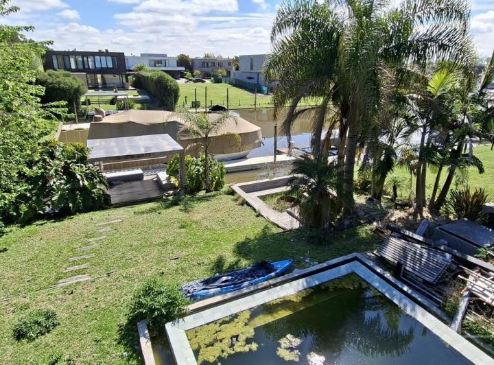 Casa en venta en Albanueva · 6 ambientes