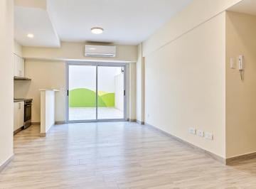 Departamento · 29m² · 1 Ambiente · Alquiler Monoambiente a Estrenar con Gran Patio y Amenities – Monserrat