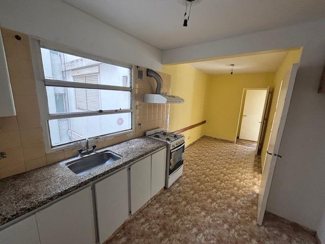 Departamento · 80m² · 4 Ambientes