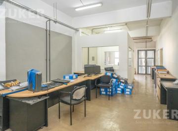 Depósito · 574m² · 7 Ambientes · Paternal Depósito en Alquiler con Oficinas