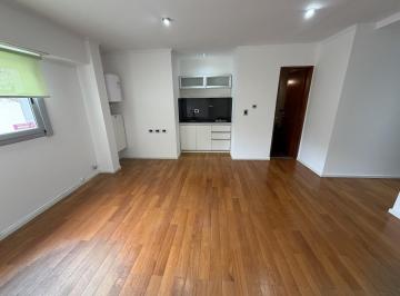 Oficina comercial · 32m² · 1 Ambiente · 1 Cochera · Oficina Comercial con Cochera en Venta