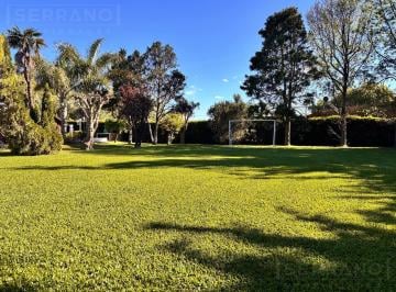 Terreno · 730m² · Venta Terreno de 730 m² con Ligustrina Parquizada en Parque Sakura