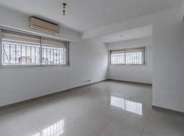 Departamento · 77m² · 4 Ambientes · 1 Cochera · Venta Departamento de 4 Ambientes con Guarda Coche en Monte Castro