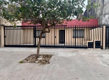 Casa · 100m² · 4 Ambientes · 1 Cochera · Venta Casa Oportunidad en Tablada