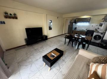 Departamento · 40m² · 2 Ambientes · Departamento en Esc. - Centro Amoblado