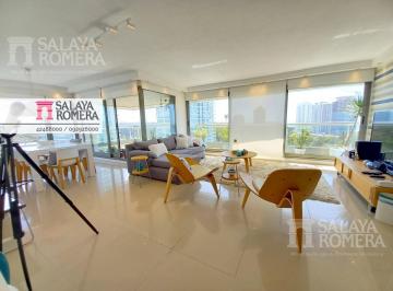 Departamento · 110m² · 4 Ambientes · 1 Cochera · Departamento Marigot - Playa Brava
