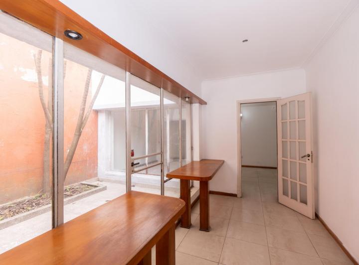 Casa · 170m² · 5 Ambientes · 1 Cochera