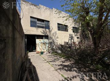Bodega-Galpón · 174m² · Venta Galpón en Villa Dominico
