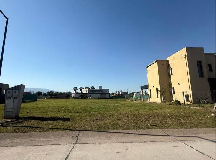 Terreno · 364m²
