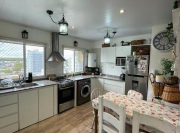 Departamento · 68m² · 3 Ambientes · Departamento de 3 Ambientes con Balcón en Venta en Campana
