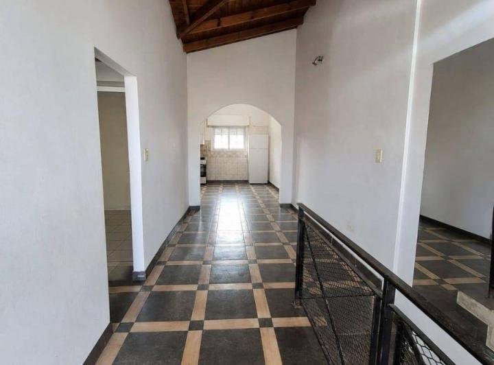 Casa · 100m² · 6 Ambientes