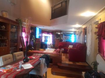 Departamento de 3 ambientes, Santo Tomé · Departamento en Planta Alta 4 Dorm.