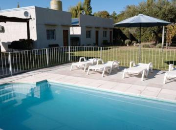 Casa de 8 ambientes, Las Paredes · Complejo de Cabañas en Venta, Las Paredes, San Rafael, Mendoza
