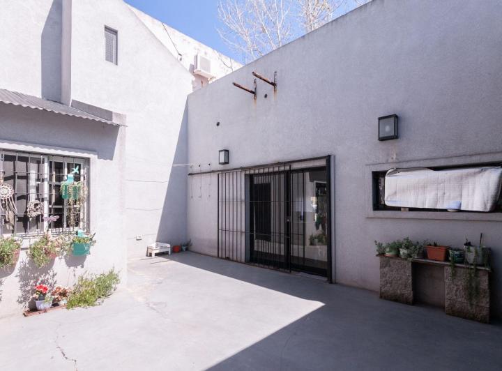 Casa · 160m² · 3 Ambientes · 1 Cochera