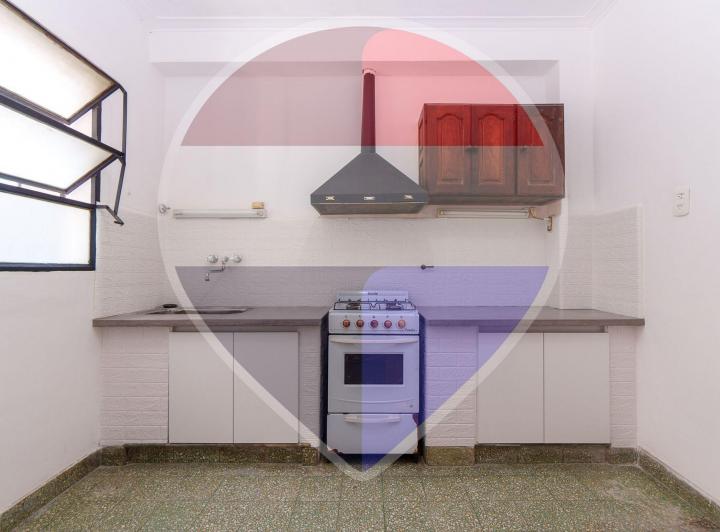 Casa · 80m² · 4 Ambientes · 1 Cochera