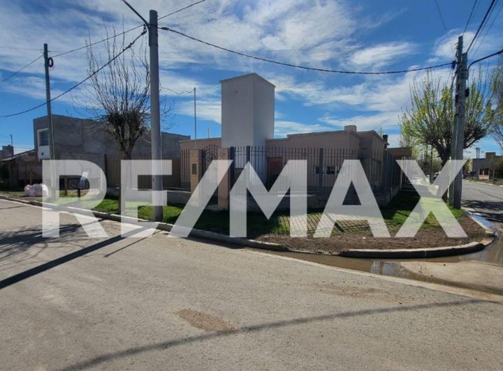 Casa · 206m² · 6 Ambientes · 2 Cocheras