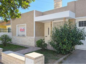 Casa de 4 ambientes, Córdoba · Casa en Venta en Barrio Matienzo de 205 m²