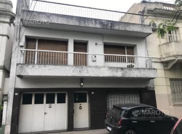 Terreno · 355m² · 6 Ambientes · 1 Cochera · Casa Lote en Venta en Villa del Parque