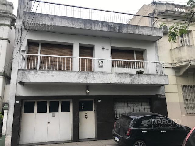 Terreno · 355m² · 6 Ambientes · 1 Cochera