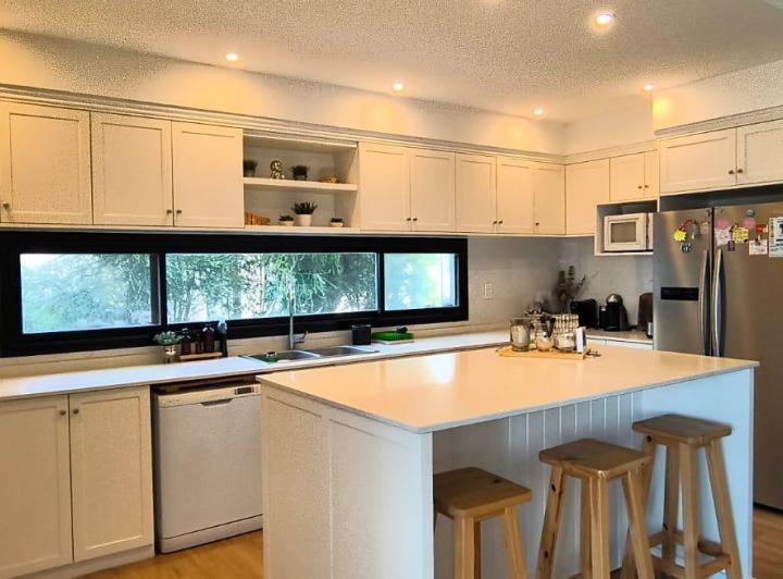Casa · 1000m² · 5 Ambientes · 2 Cocheras
