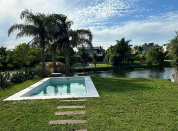 Casa · 180m² · 5 Ambientes · 2 Cocheras · Venta Casa 4 Amb Barrancas de Santa María, Tigre - Apto Crédito Hipotecario