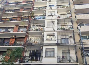 Departamento de 5 ambientes, Recoleta · Agüero Al 1400 y Charcas, Recoleta. Piso 8. Contrafr. 109 m². 5 Amb. 4 Dorm. 3 Baños. Balcón. Lavade