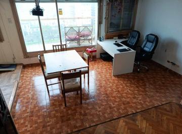 Departamento · 117m² · 3 Ambientes · Venta Depto Piso 3 Amb Zona Uade Oportiunidad