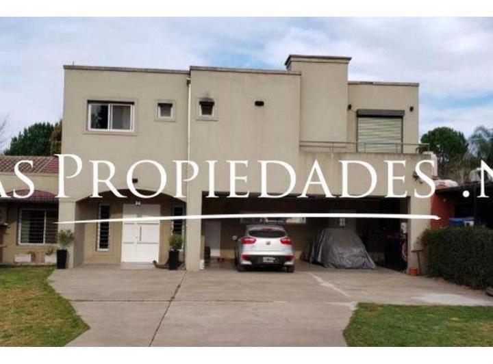 Casa · 250m² · 6 Ambientes