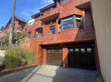 Foto · Venta Casa 9 Ambientes 3 Plantas con Quincho y Pileta en Villa Sarmiento Acepta Anticipo y Cuotas