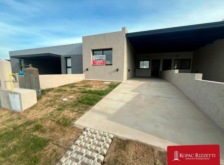 Casa · 120m² · 1 Ambiente · 1 Cochera