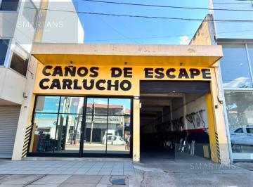 Bodega-Galpón · 363m² · 2 Ambientes · Galpón en Venta Sobre Lote de 360 m² - Apto Desarrollo en Villa Martelli