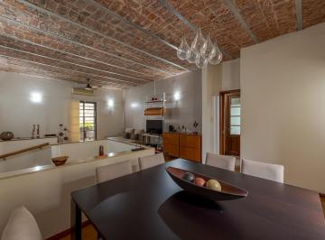 Casa · 132m² · 4 Ambientes · 1 Cochera · Venta Casa de 3 Dorm. con Cochera