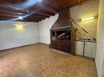 Casa · 136m² · 4 Ambientes · 2 Cocheras · Venta Casa 4 Amb con Cochera en Florencio Varela