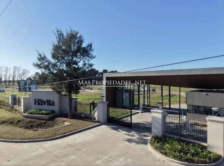 Terreno · 600m²