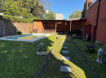 Casa · 160m² · 3 Ambientes · 1 Cochera · Venta Casa Cabaña 3 Amb / Pileta en del Viso Pilar
