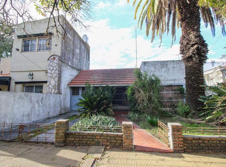 Casa · 150m² · 3 Ambientes · 2 Cocheras