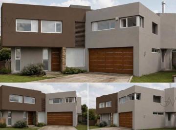 Casa · 300m² · 4 Ambientes · 2 Cocheras · Casa en Venta en Barrio Ayres de Santa Mónica