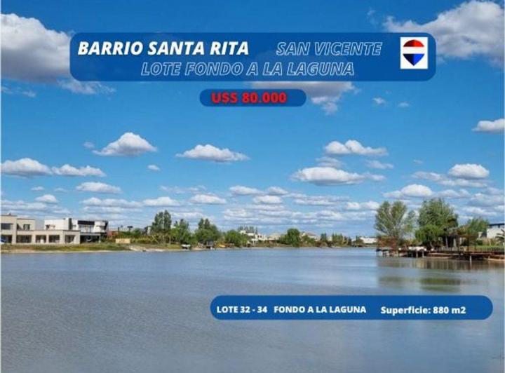 Terreno · 880m²