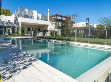 Casa · 257m² · 5 Ambientes · Venta Casa 5 Amb Al Rio Santa Catalina Villanueva